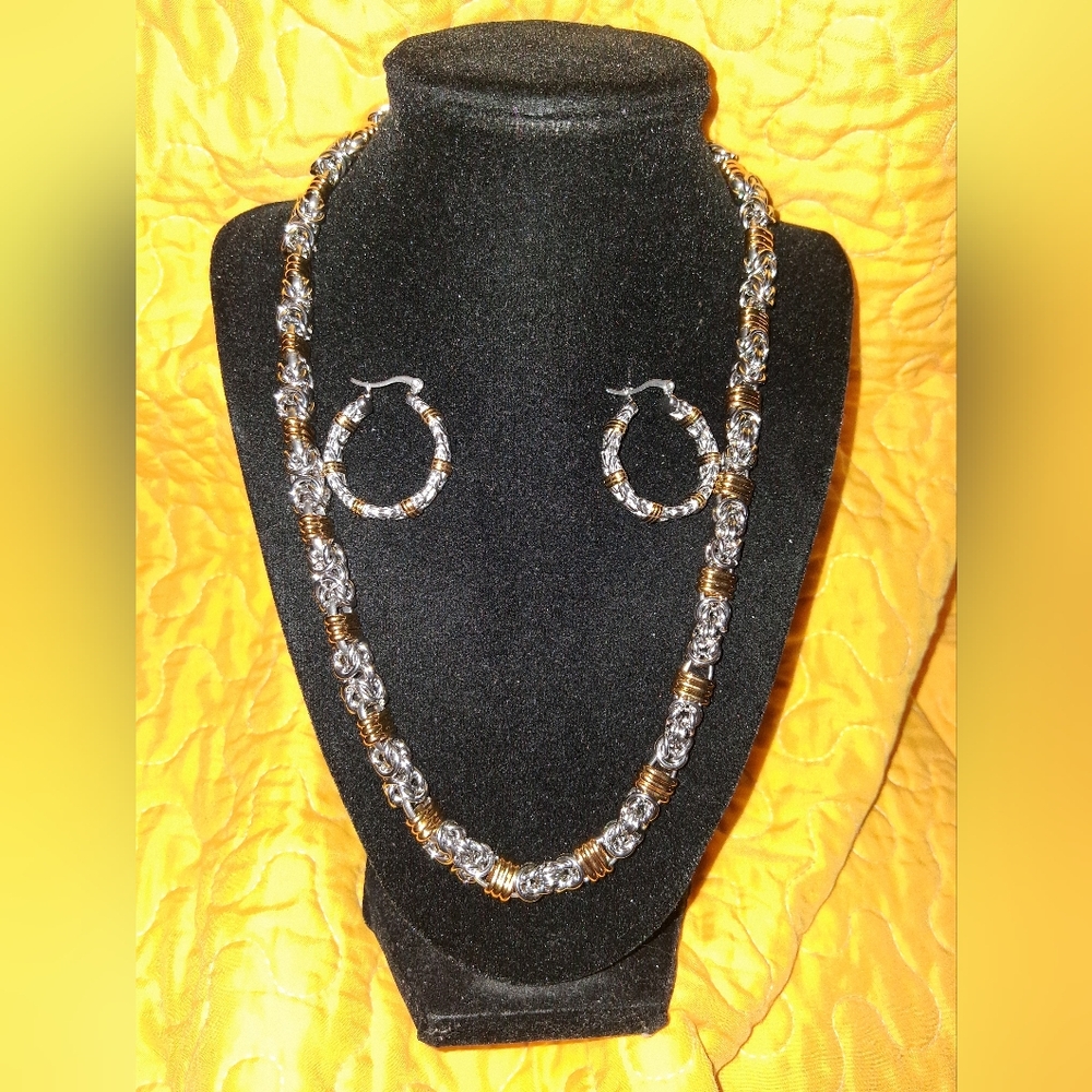 Elegant Byzantine Silver and Gold Tone Jewelry Set Earrings & Necklace New